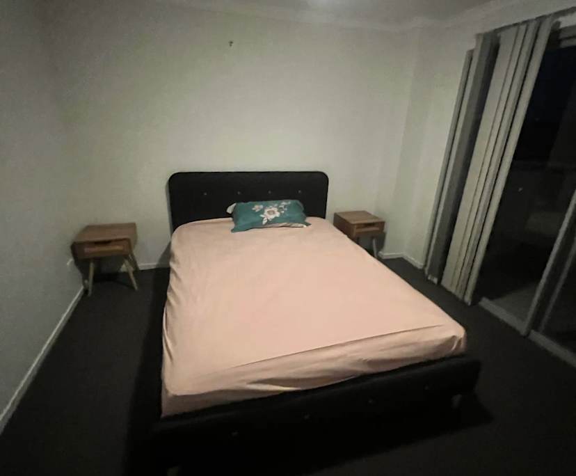 $300, Flatshare, 2 bathrooms, Springfield QLD 4300