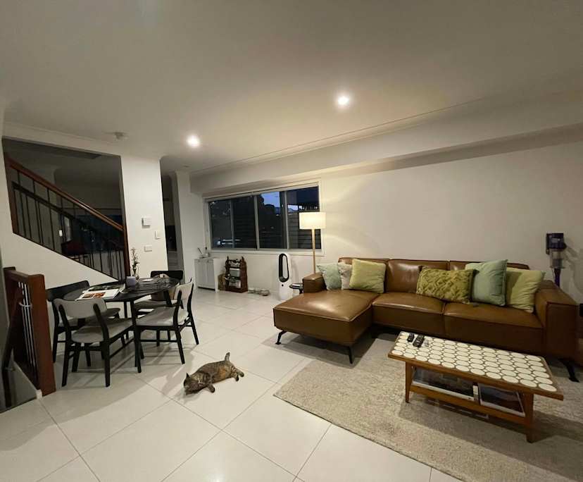 $225, Share-house, 3 bathrooms, Yeronga QLD 4104