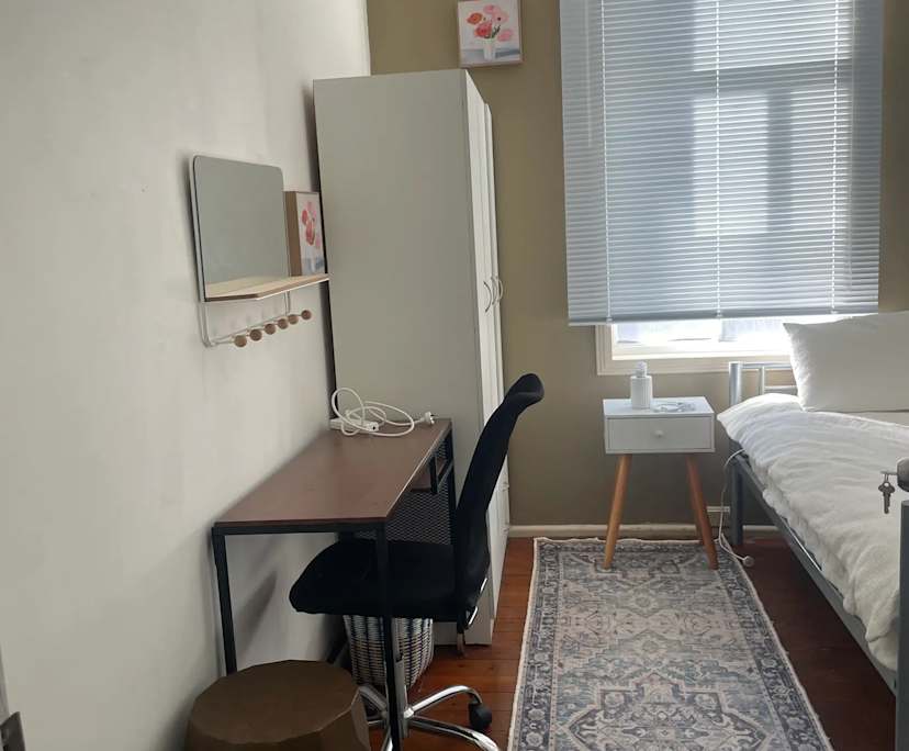 Furnished room in a share house
