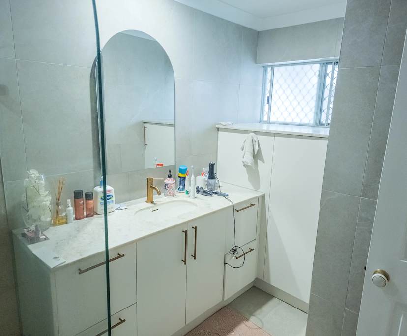 $350-400, Share-house, 2 rooms, Carindale QLD 4152, Carindale QLD 4152