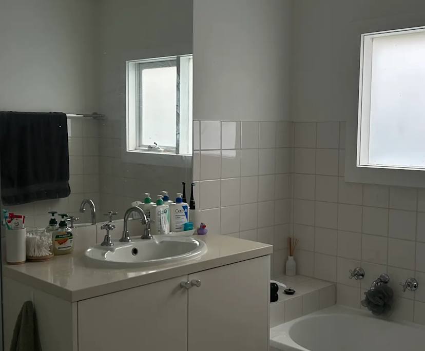 Unfurnished room in a share house