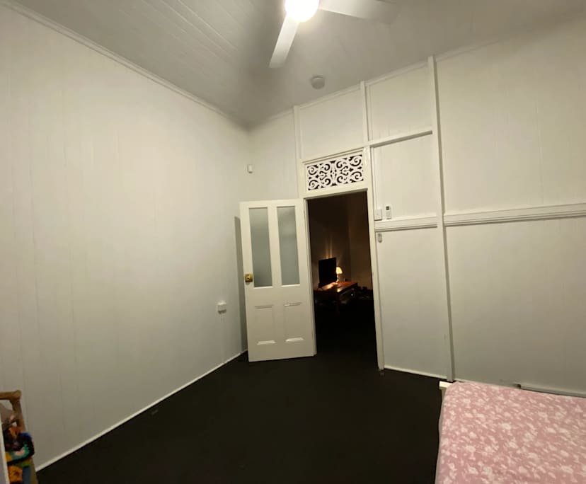 Unfurnished room in a share house
