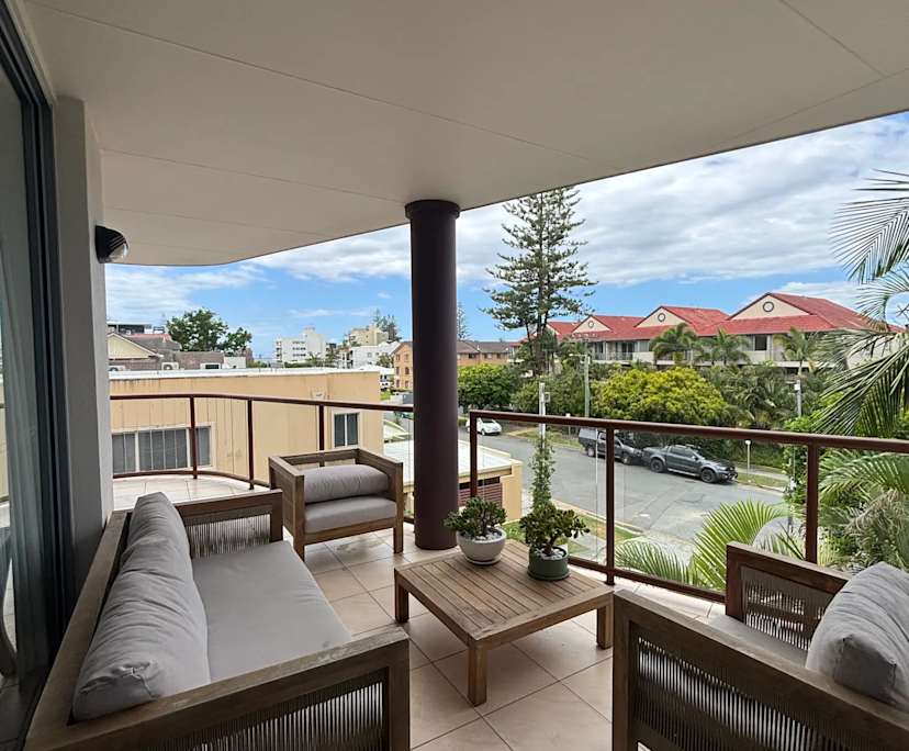 Unfurnished room in a flatshare