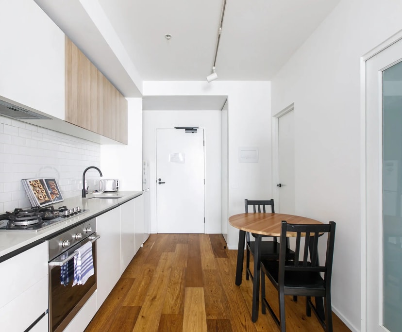 $750, Whole-property, 2 bathrooms, West Melbourne VIC 3003