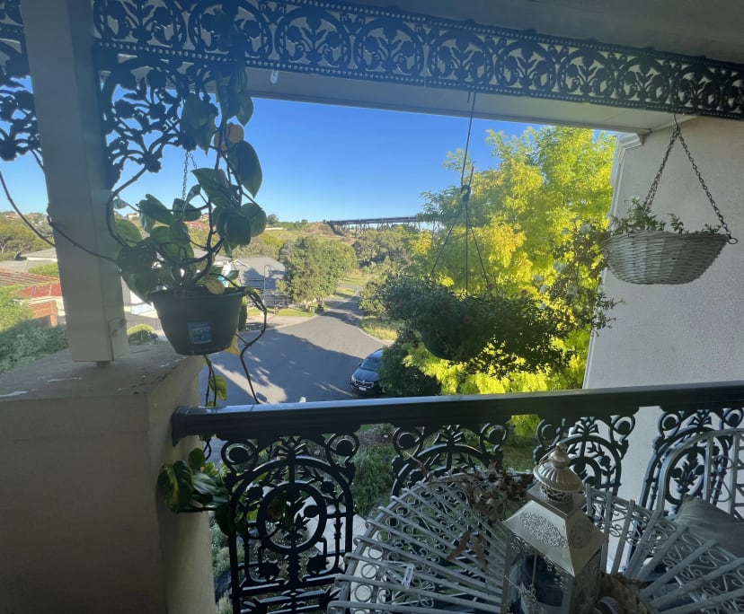 $300, Share-house, 5 bathrooms, Gowanbrae VIC 3043