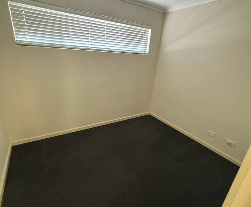 Whole property with 3 rooms for rent
