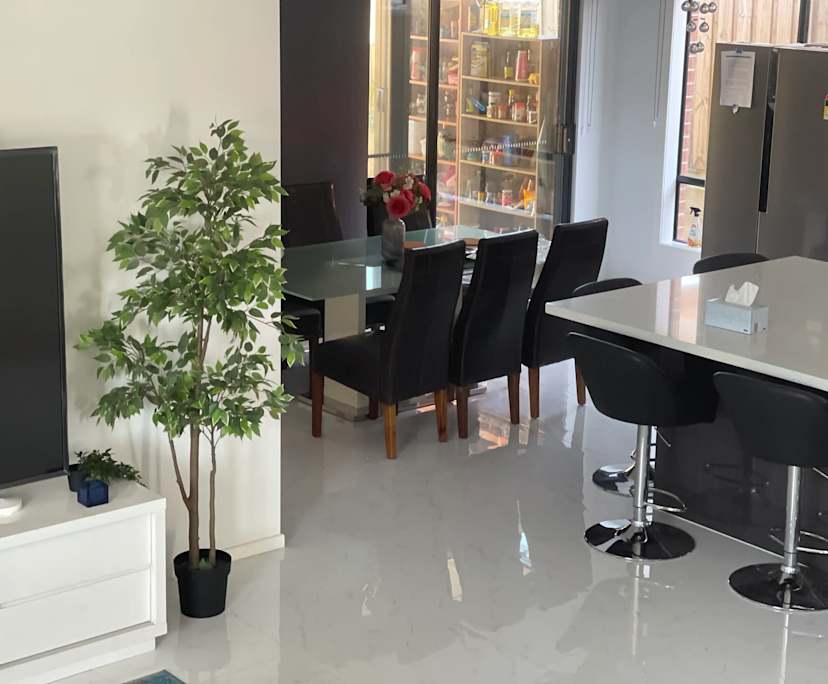 $210, Whole-property, 5 bathrooms, Armstrong Creek VIC 3217