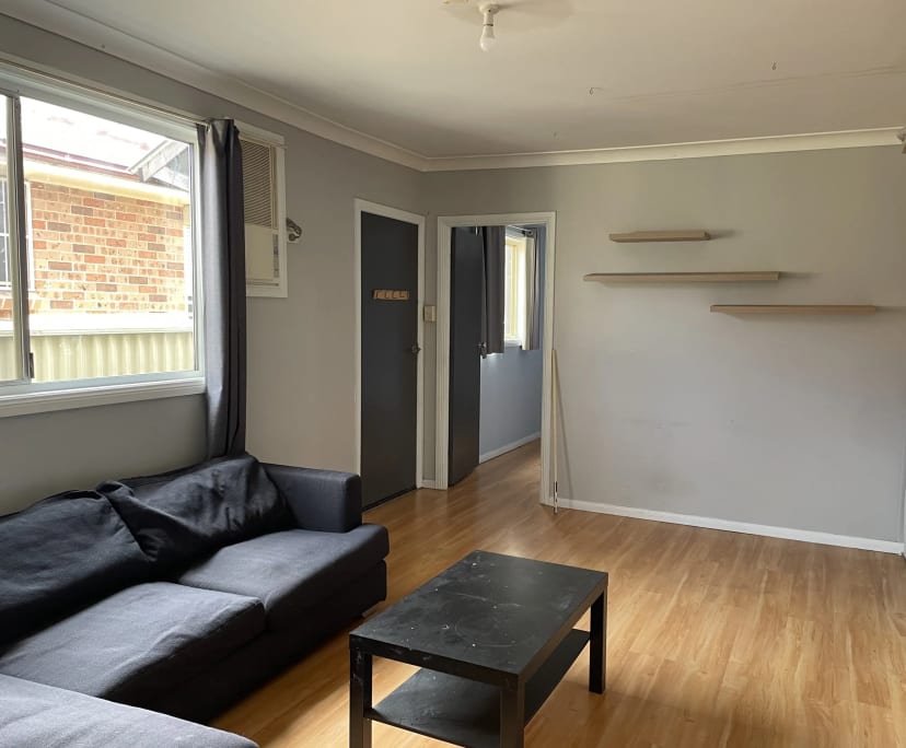 Granny Flat for Rent in Mount Pritchard, Sydney 2...