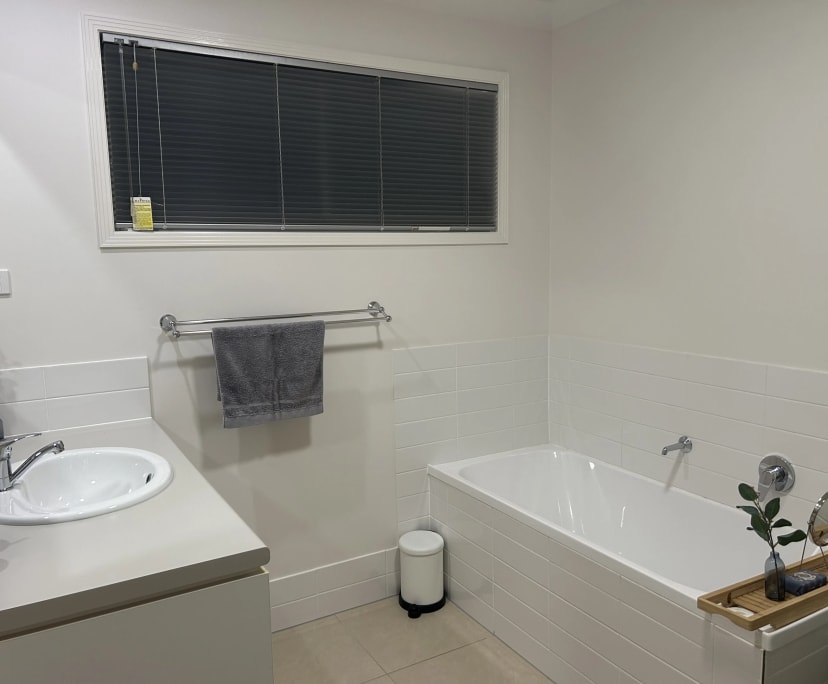 $300, Flatshare, 3 bathrooms, Murrumba Downs QLD 4503