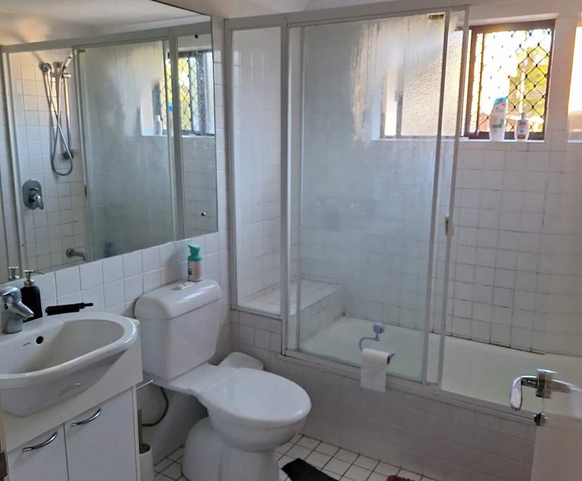 Furnished room with own bathroom