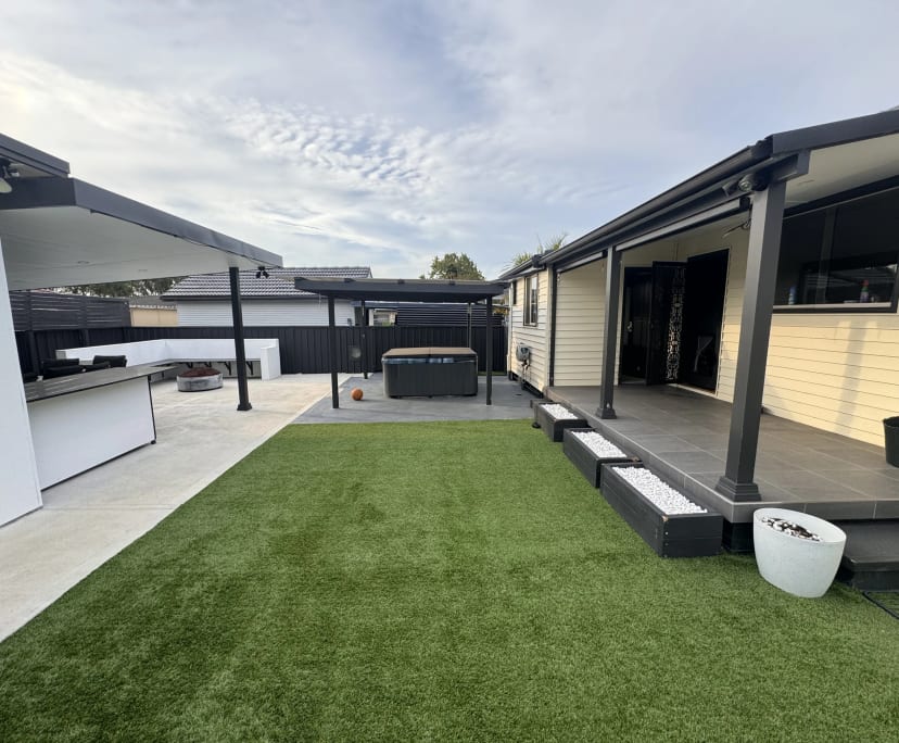 $275, Share-house, 3 bathrooms, Shortland NSW 2307