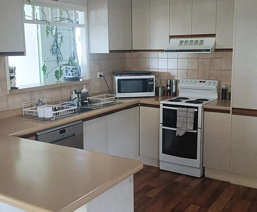 $250, Share-house, 2 bathrooms, Rockville QLD 4350