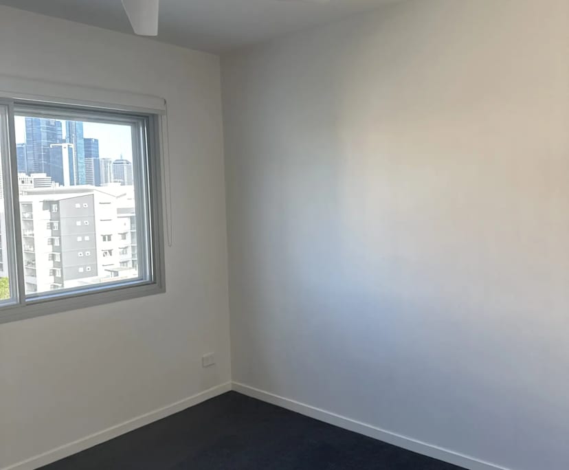 Unfurnished room in a flatshare