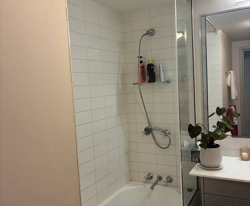 $400, Student-accommodation, 2 bathrooms, South Brisbane QLD 4101