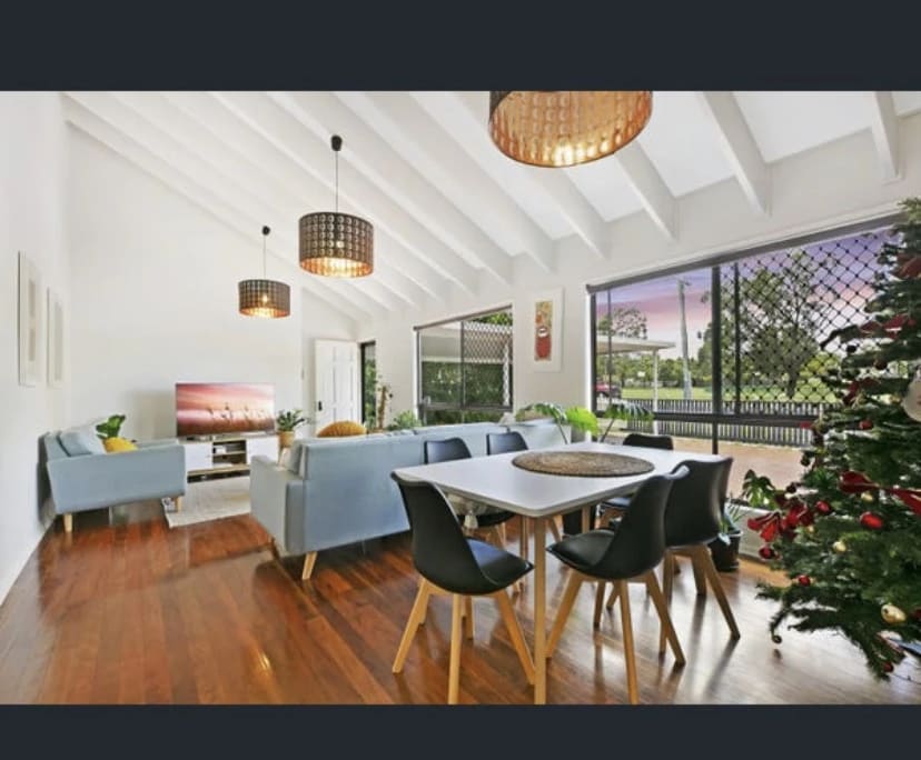 Room for Rent in Southport, Gold Coast 325, Furni...