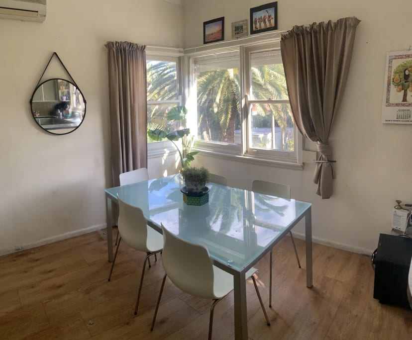 $180, Share-house, 6 bathrooms, West Wollongong NSW 2500