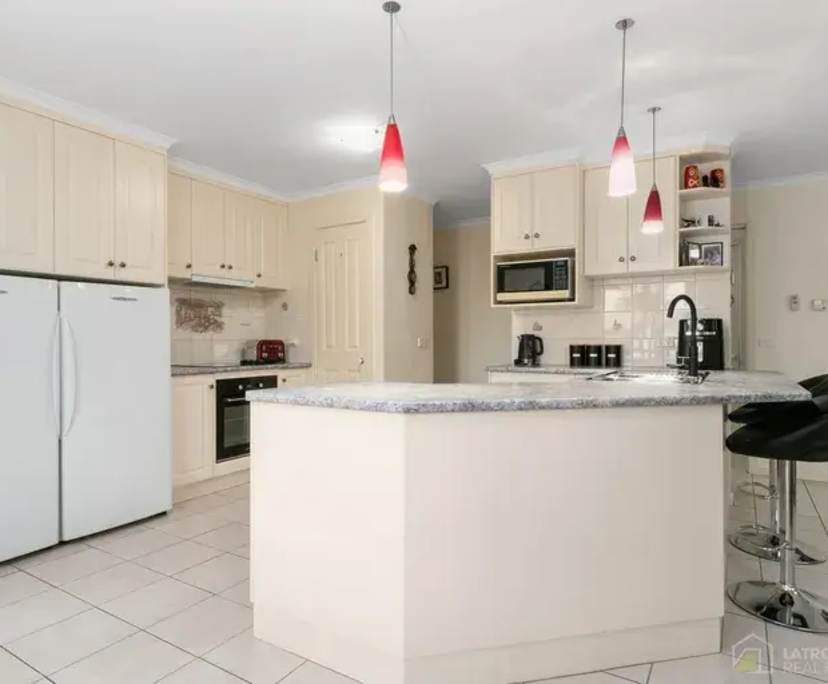 $250, Share-house, 3 bathrooms, Traralgon VIC 3844