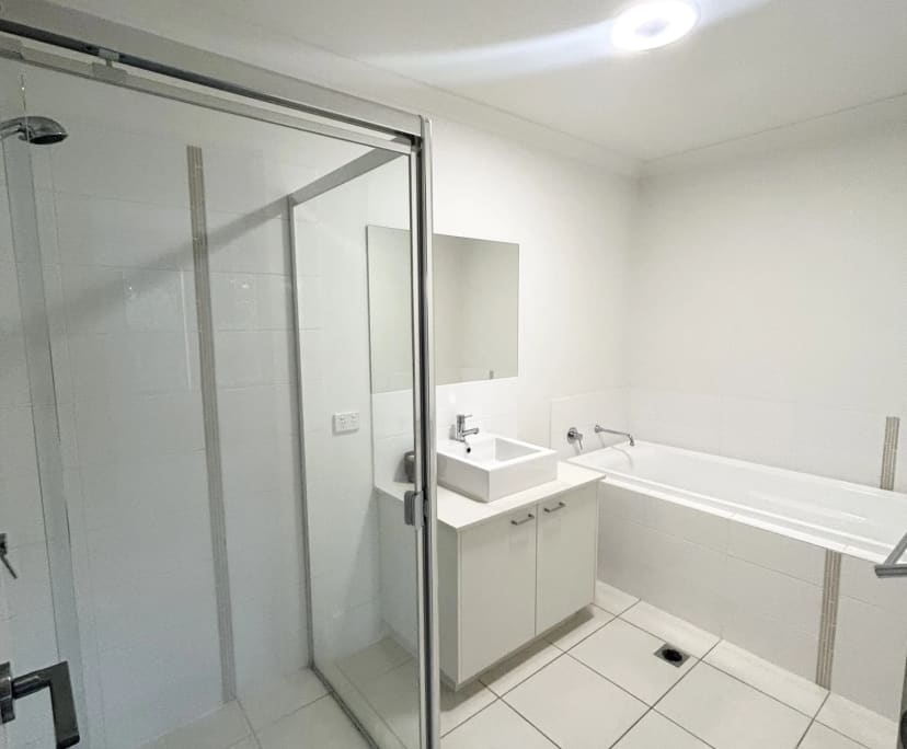 Unfurnished room with own bathroom