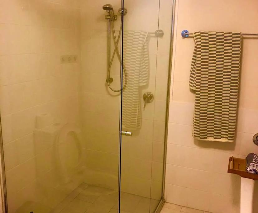 Room with ensuite in a share house