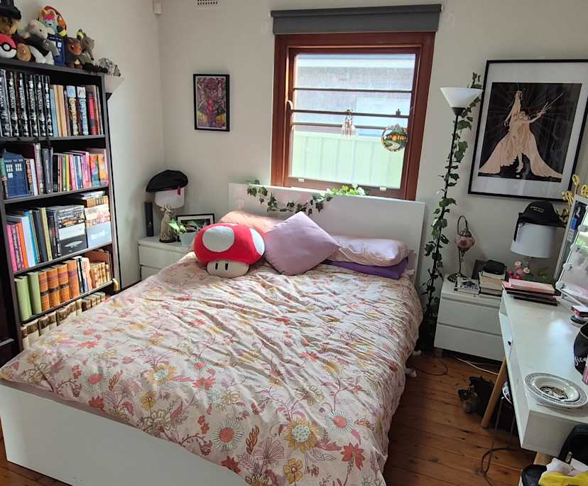 Room in a share house