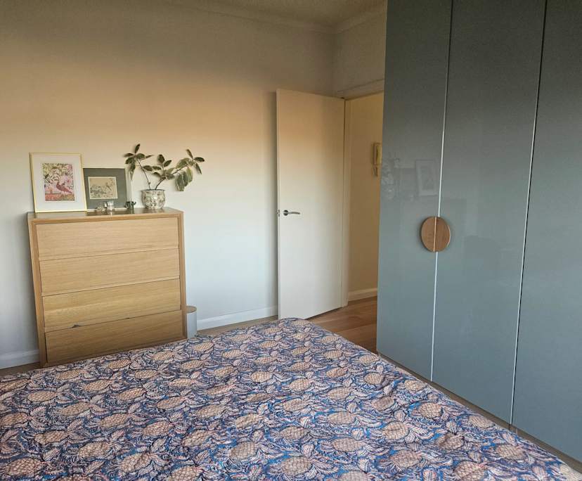 Unfurnished room in a flatshare