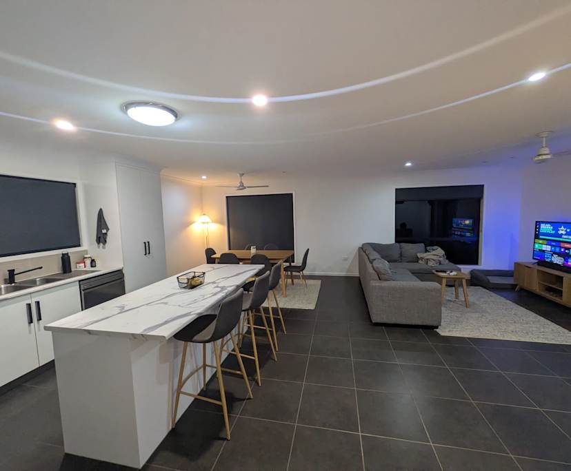 Furnished room with own bathroom