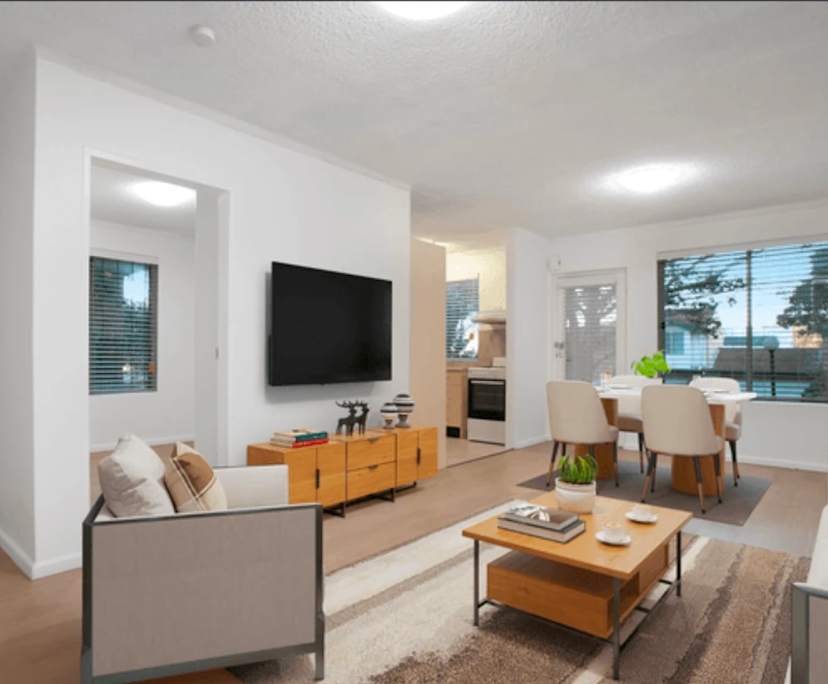 Whole property with 2 rooms for rent