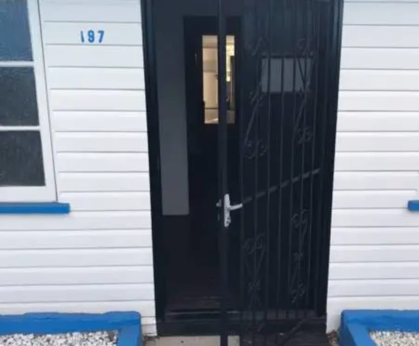 $300, Share-house, 2 bathrooms, Highgate Hill QLD 4101