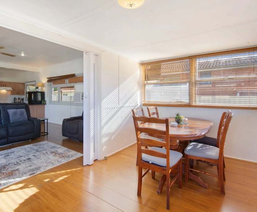 Whole property with 3 rooms for rent