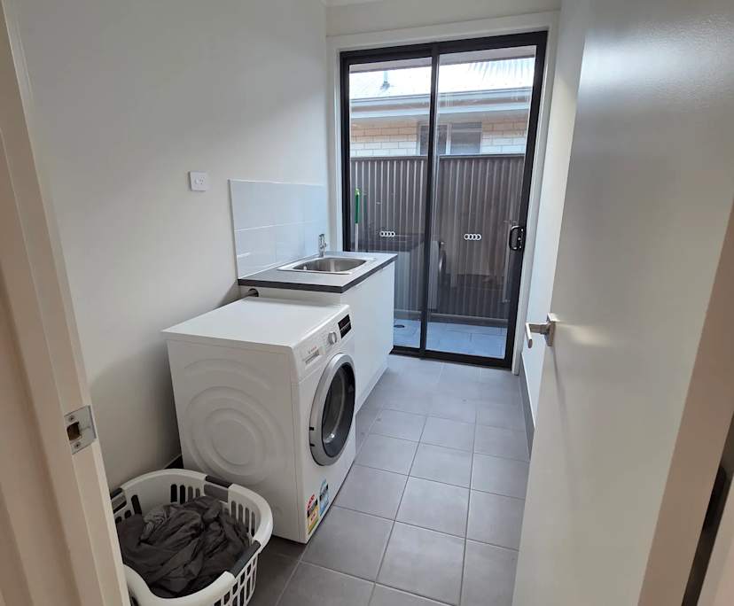 $260, Share-house, 3 bathrooms, Port Noarlunga South SA 5167