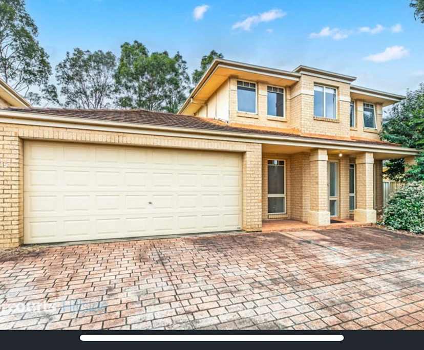 Room with ensuite in a share house