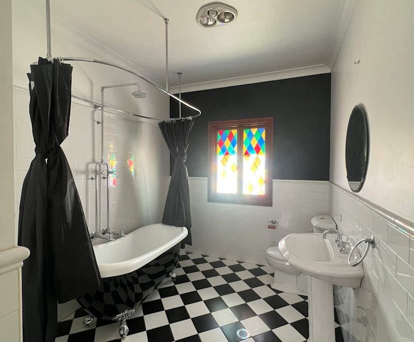 Unfurnished room in a share house