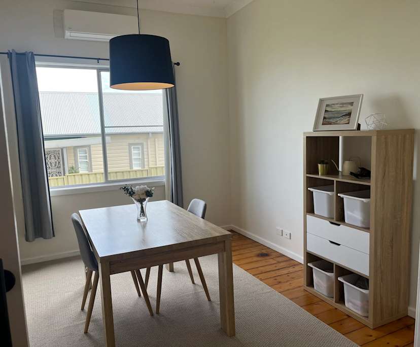 $300, Share-house, 2 bathrooms, Georgetown NSW 2298