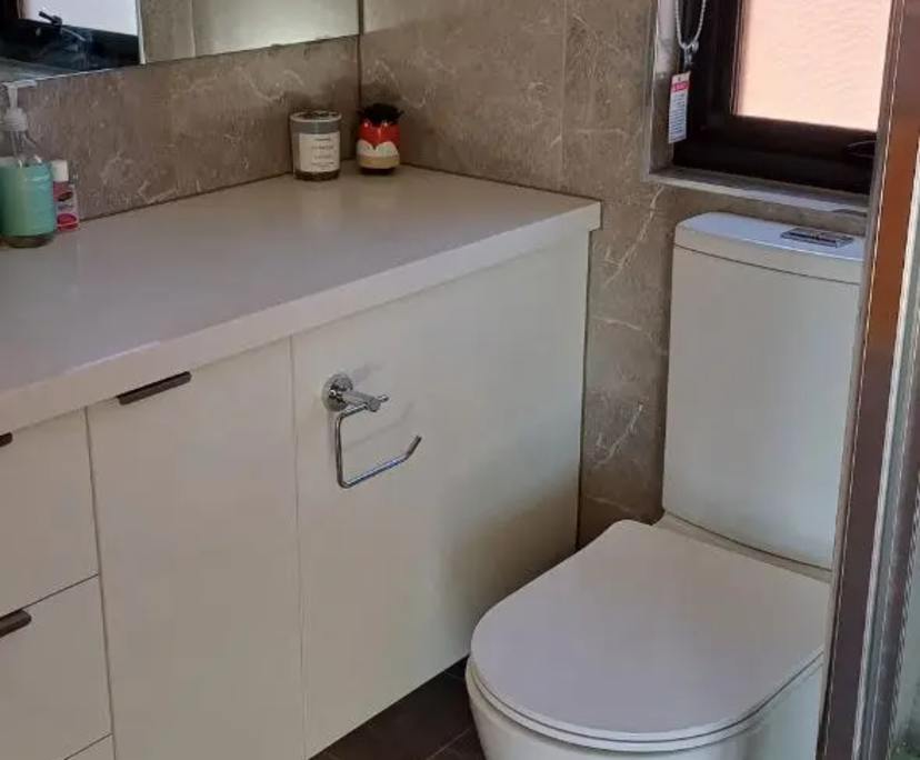 Furnished room with own bathroom