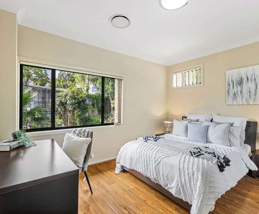 Whole property with 4 rooms for rent