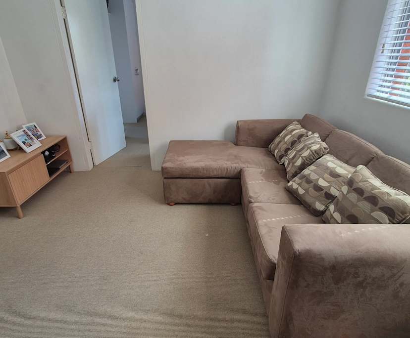 Furnished room granny flat for rent