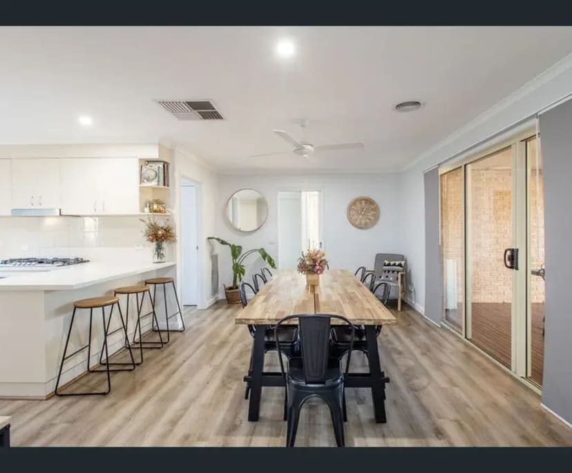 Room in a share house