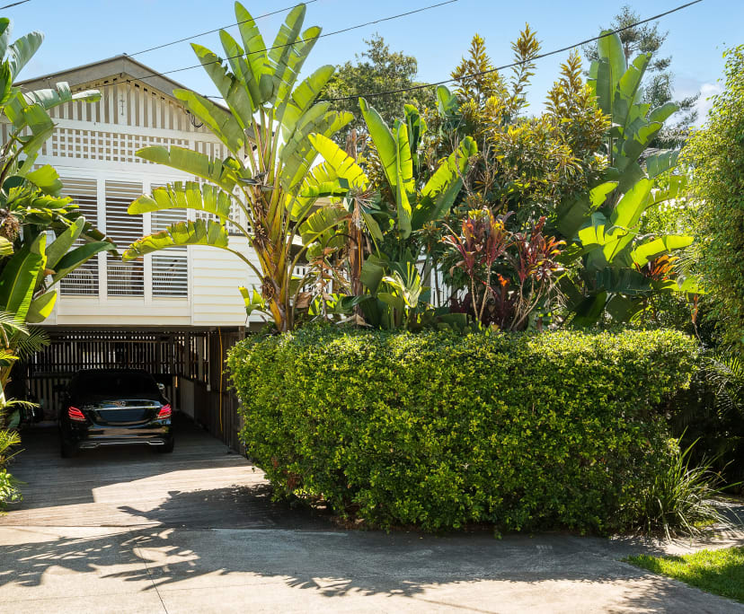 Whole property with 3 rooms for rent