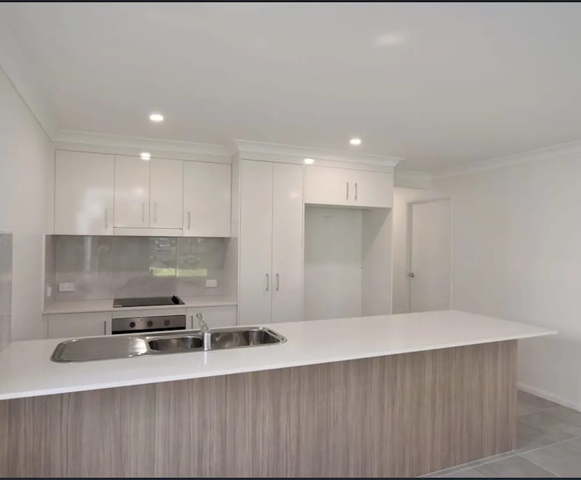 Unfurnished room with own bathroom