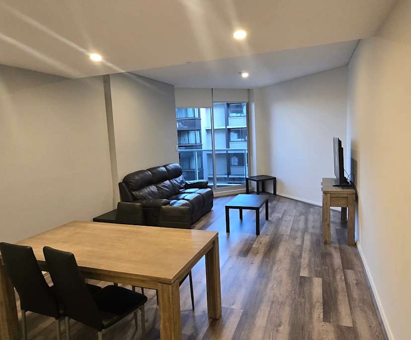 $325, Flatshare, 2 bathrooms, Haymarket NSW 2000