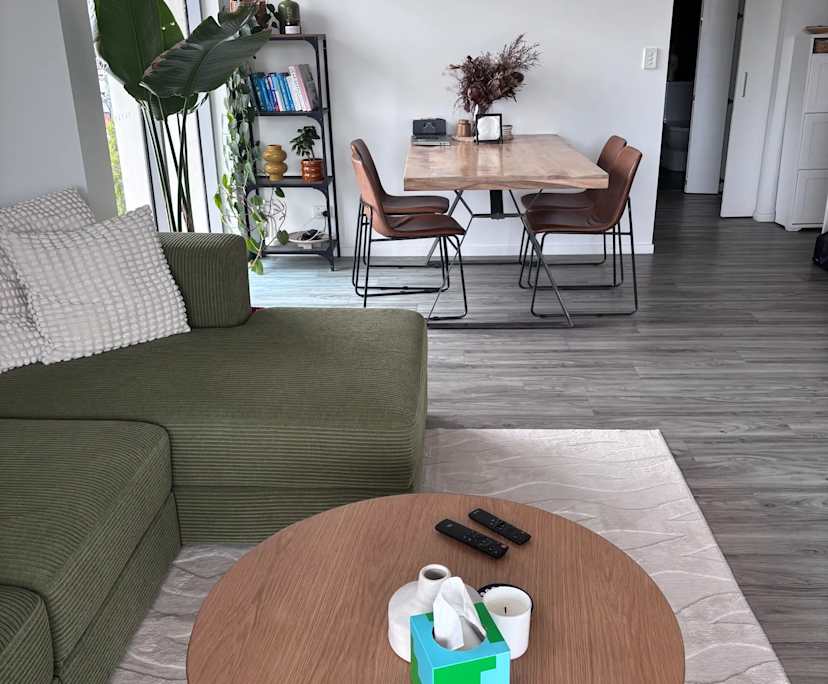 Unfurnished room with own bathroom