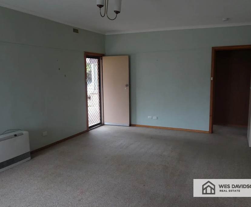 Whole property with 2 rooms for rent