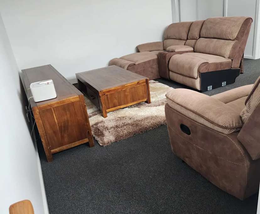 $240, Share-house, 3 bathrooms, Clyde North VIC 3978