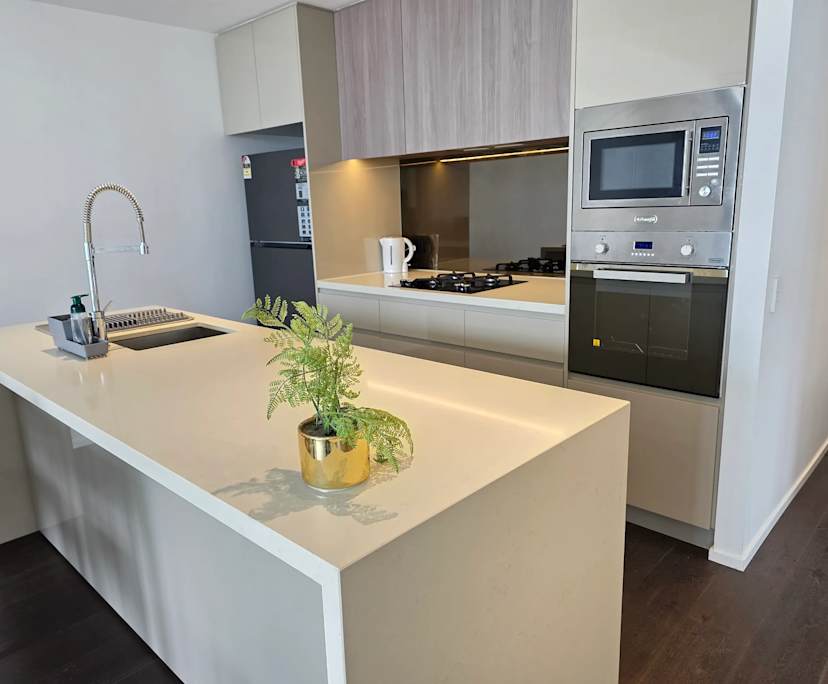 $1,350, Whole-property, 2 bathrooms, Mascot NSW 2020