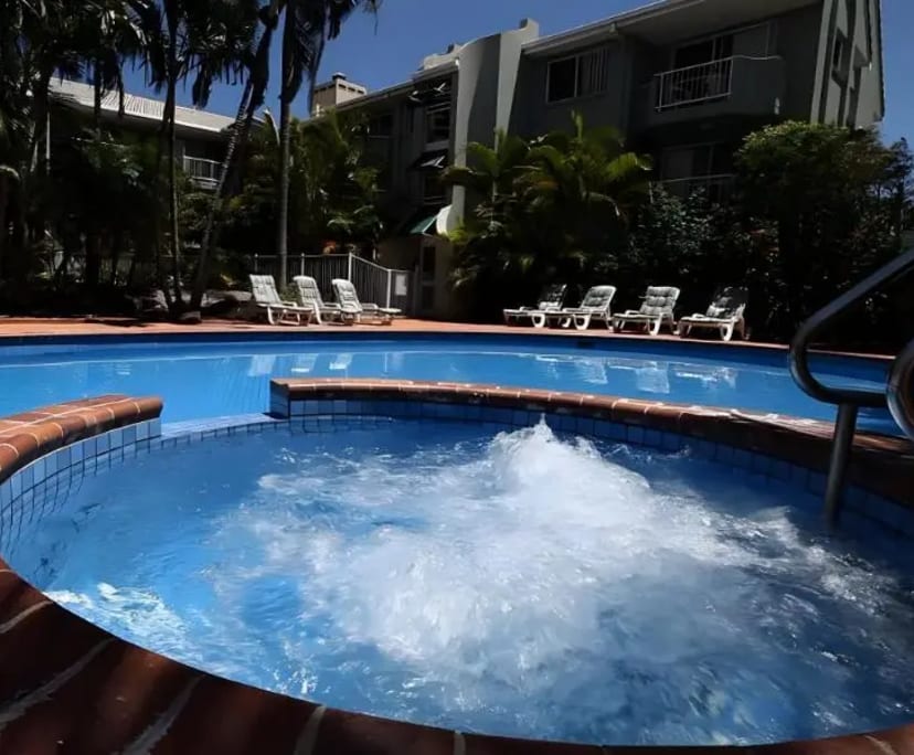 $250, Flatshare, 2 bathrooms, Main Beach QLD 4217