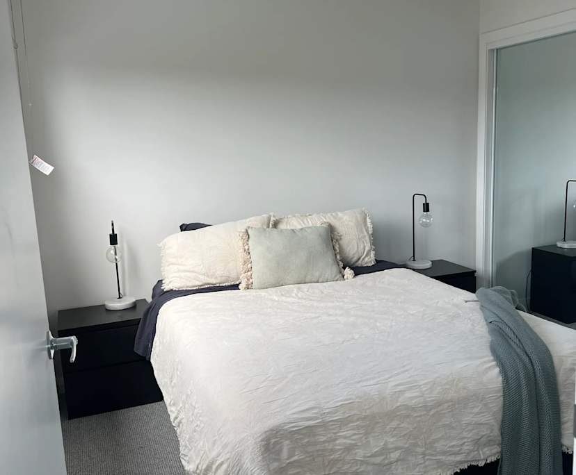 Furnished room with own bathroom