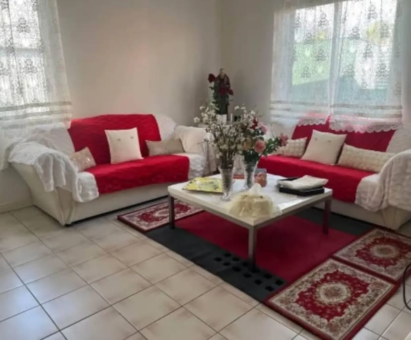 Furnished room in a share house