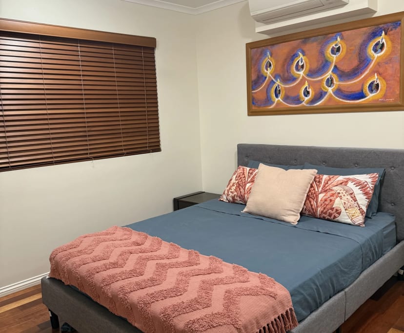 Furnished room with ensuite in a flatshare