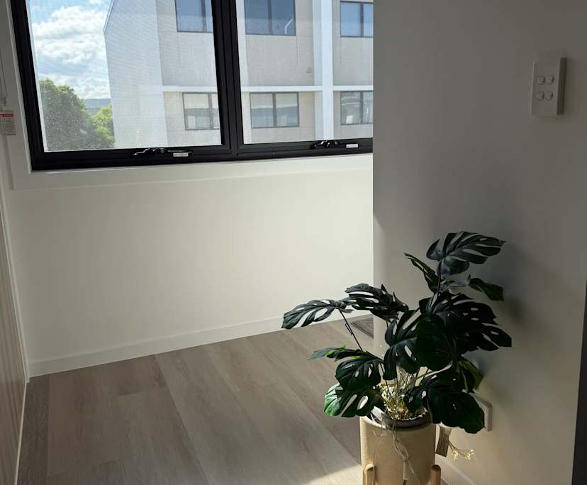 $330, Share-house, 4 bathrooms, Hope Island QLD 4212