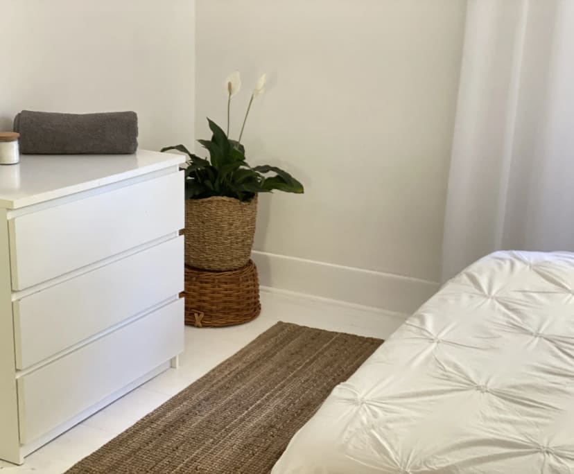 Room in a share house